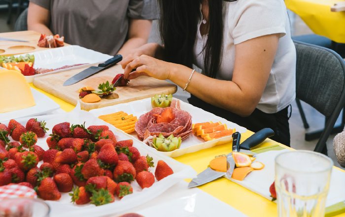 Article Image for Building a Mindful Eating Practice