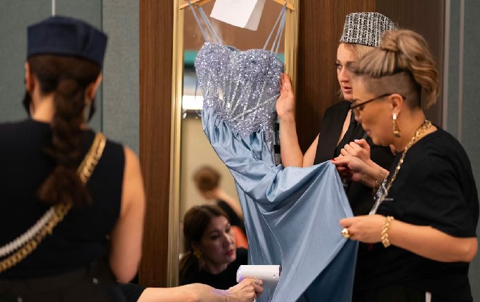 Article Image for Fashion Icons and the Leadership Lessons They Teach